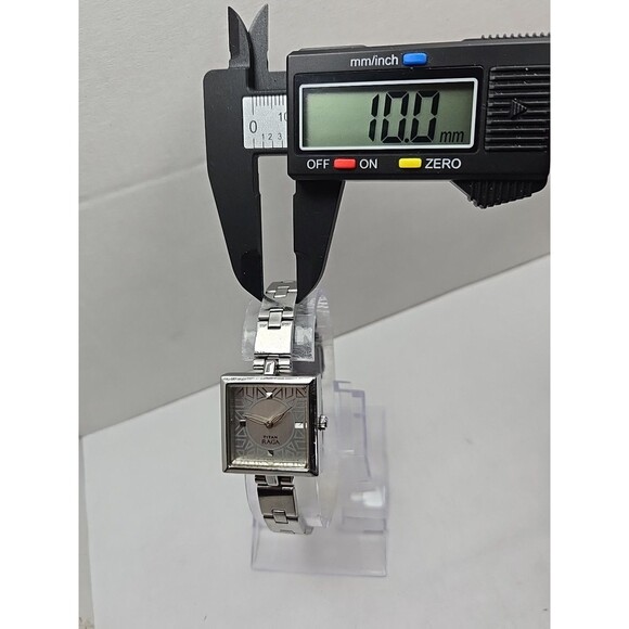 Titan Raga 2509SAA Womens Square Silver Dial Bracelet Quartz Watch New Battery - Picture 7 of 12